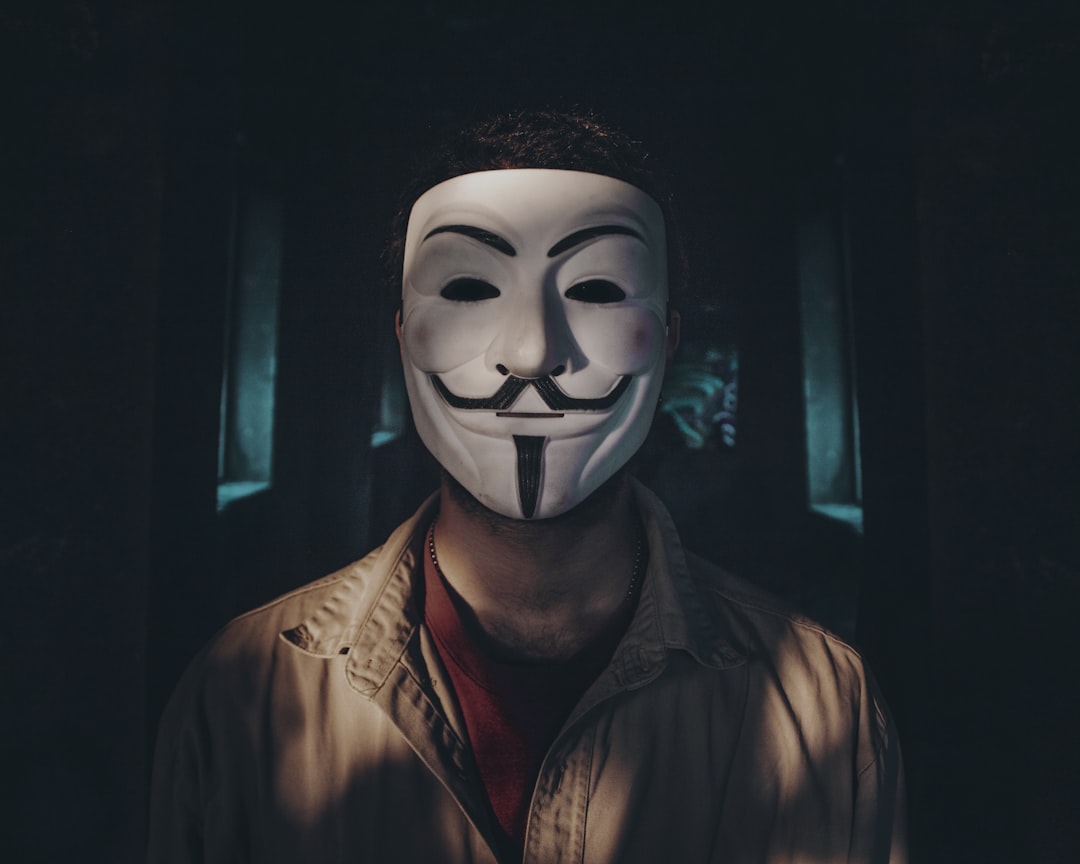 Anonymous Content Access: Ensuring Privacy in Bitcoin Mixing Services